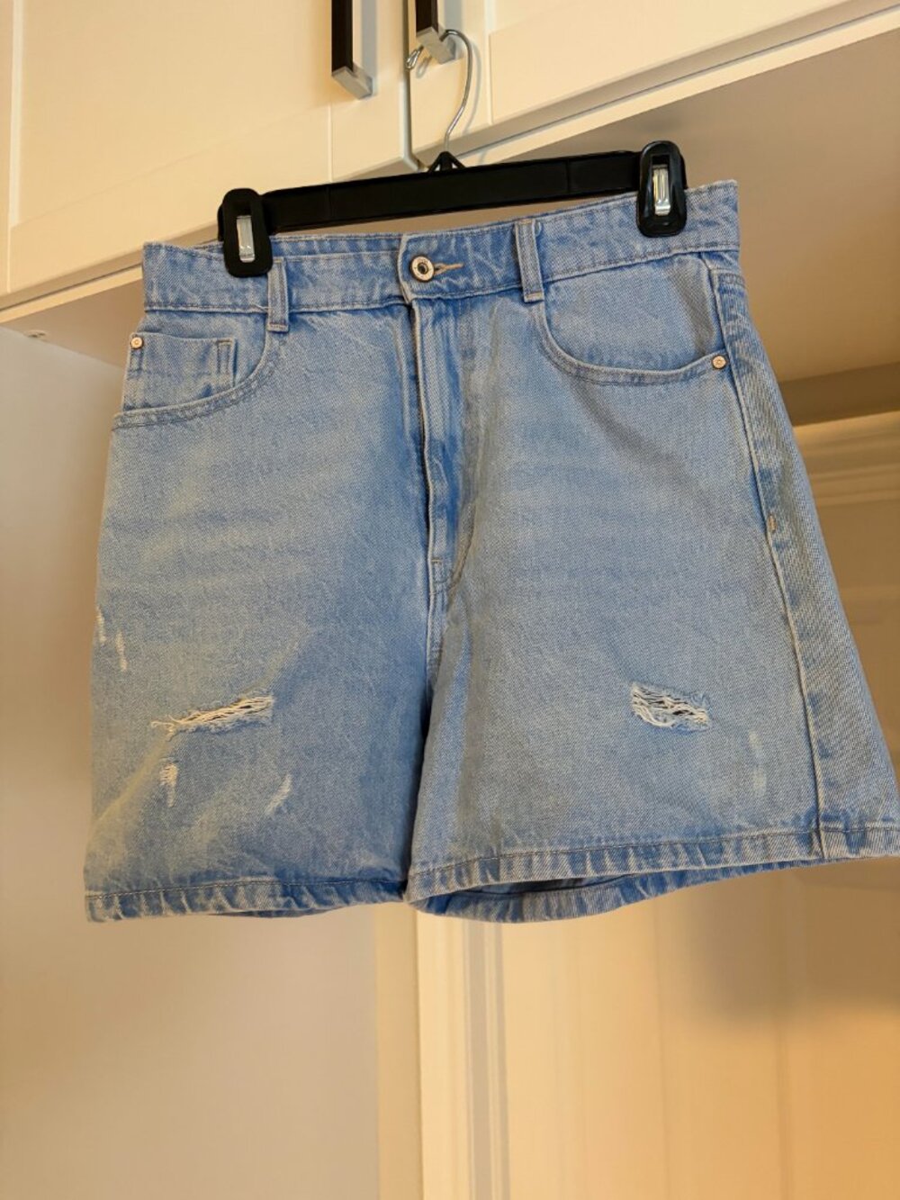 Zara high waist, ripped denim shorts